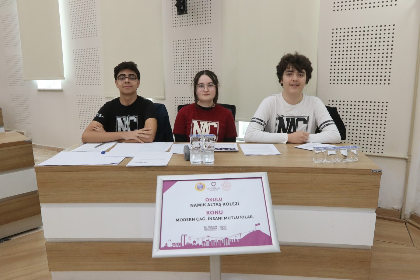 FİKİRLERİNİ EN İYİ SAVUNAN GENÇLER FİNALE KALDI