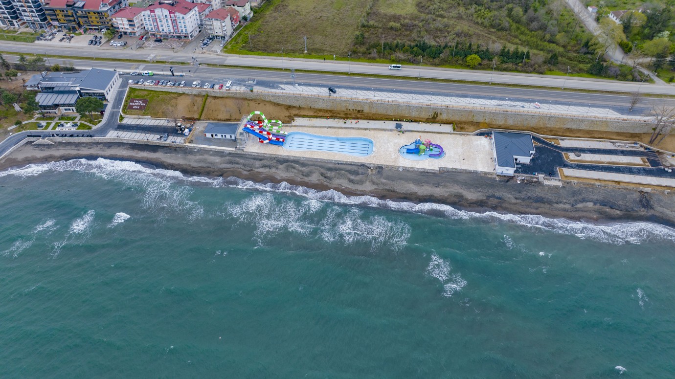 ÜNYE BELEDİYESİ AQUAPARK VE AİLE PLAJI HİZMETE GİRİYOR