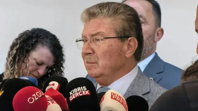 KKTC Başbakanı Üstel: Filo Jet mağdurları hak arayışında yalnız bırakılmayacak