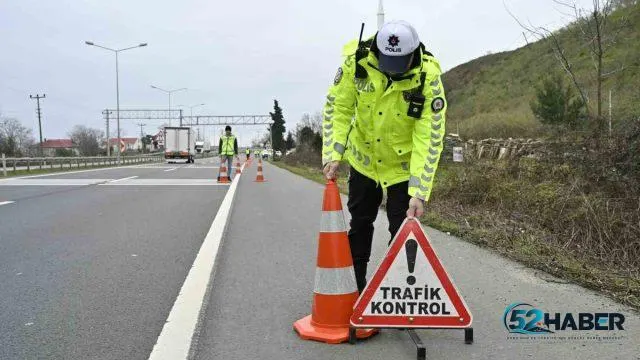 Ordu’da Trafik Denetimi: 2 Bin 805 Sürücüye İ̇şlem